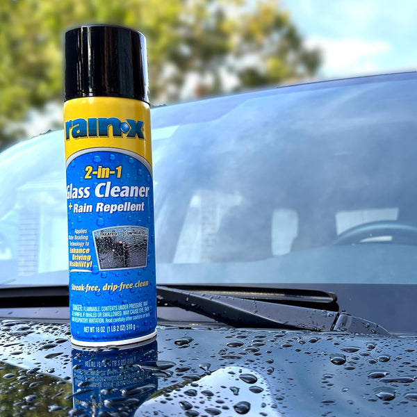 Rain-X 2-In-1 Glass Cleaner and Rain Repellent, Streak-Free Shine, Improves Visibility in Rain, Repels Water, Dirt & Sleet, Auto Glass Cleaner for Car Windows, Windshields & Mirrors, 18oz