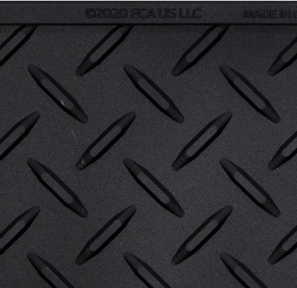 Plasticolor Jeep Diamond Plate Design Utility Rear Floor Mat