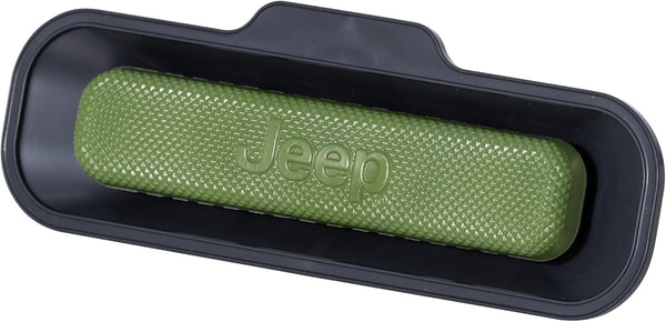 Plasticolor Jeep Logo Rectangular Vent Clip Solid Gel Air Freshener, Citrus & Musk