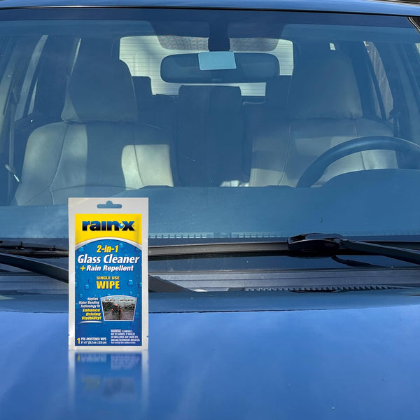 Rain-X 2-in-1 Glass Cleaner & Rain Repellent Wipes, Foil-Sealed, 6 Packs